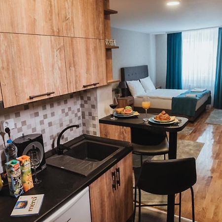 Magellan Family Lux Apartments Novi Sad Exteriör bild