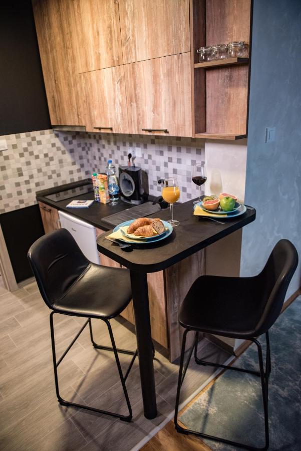 Magellan Family Lux Apartments Novi Sad Exteriör bild