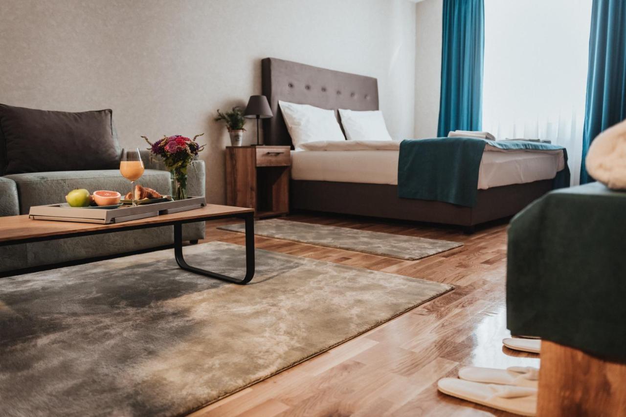 Magellan Family Lux Apartments Novi Sad Exteriör bild