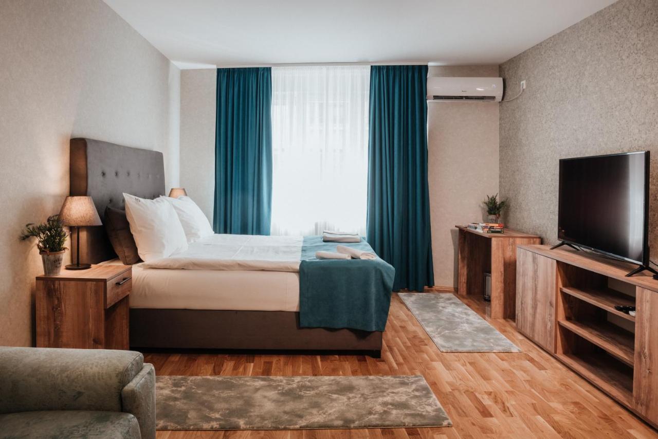 Magellan Family Lux Apartments Novi Sad Exteriör bild